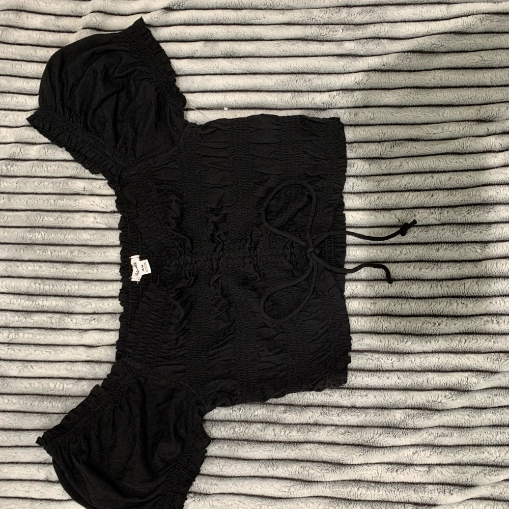 Garage Off The Shoulder Jet Black Smocked Top Size M